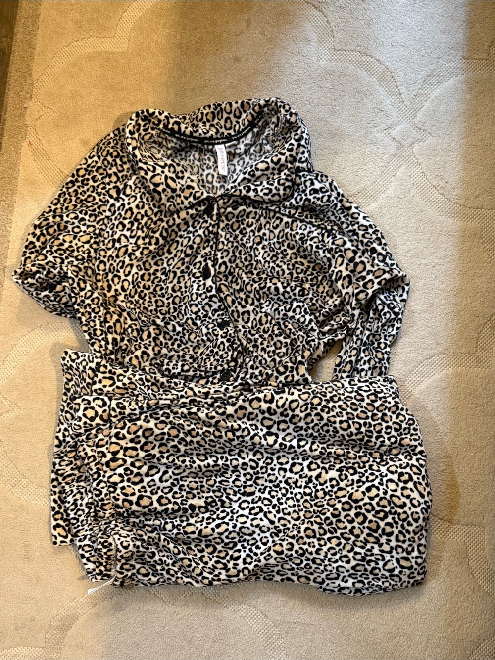 Leopard Print Women's Pajama Set - Black & Cream